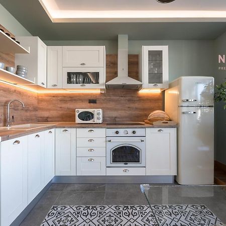 Okto Penthouse, Nilie Hospitality Mgmt Apartment Солун Екстериор снимка